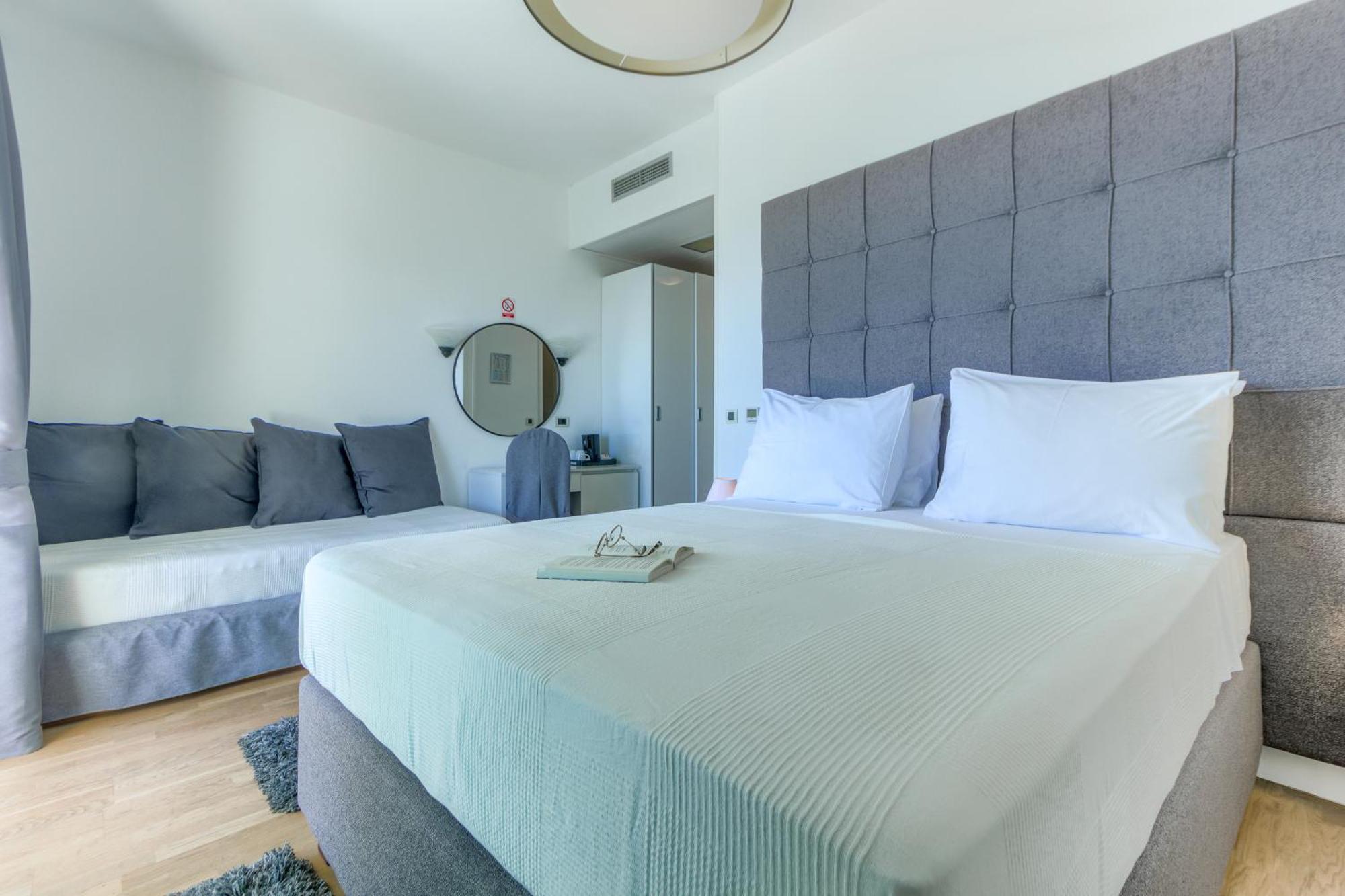 Hotel Riva Kastela With Swimming Pool 客房 照片