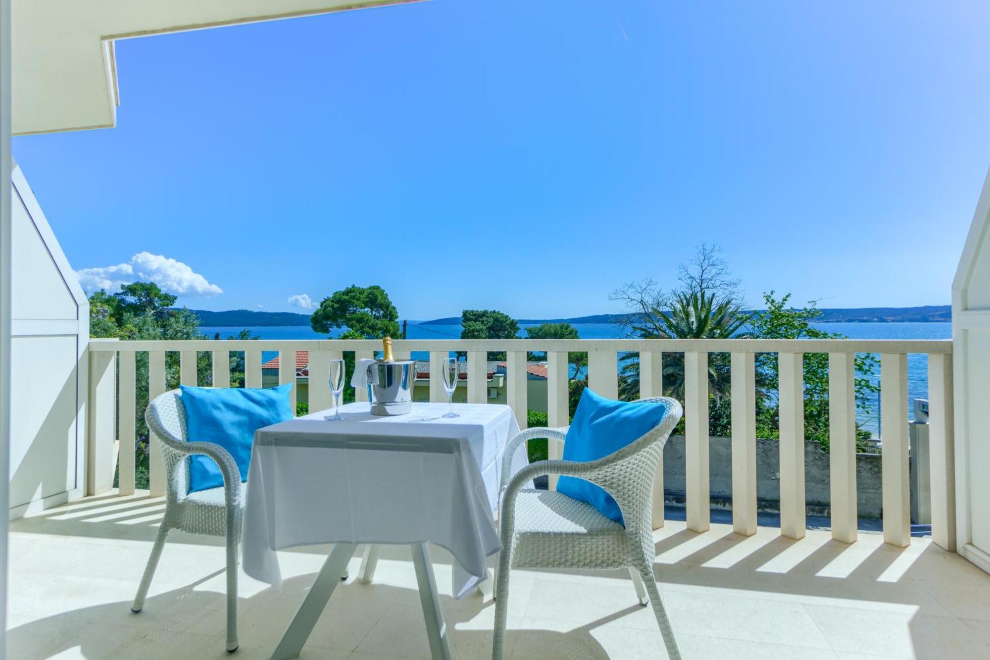 Hotel Riva Kastela With Swimming Pool 客房 照片