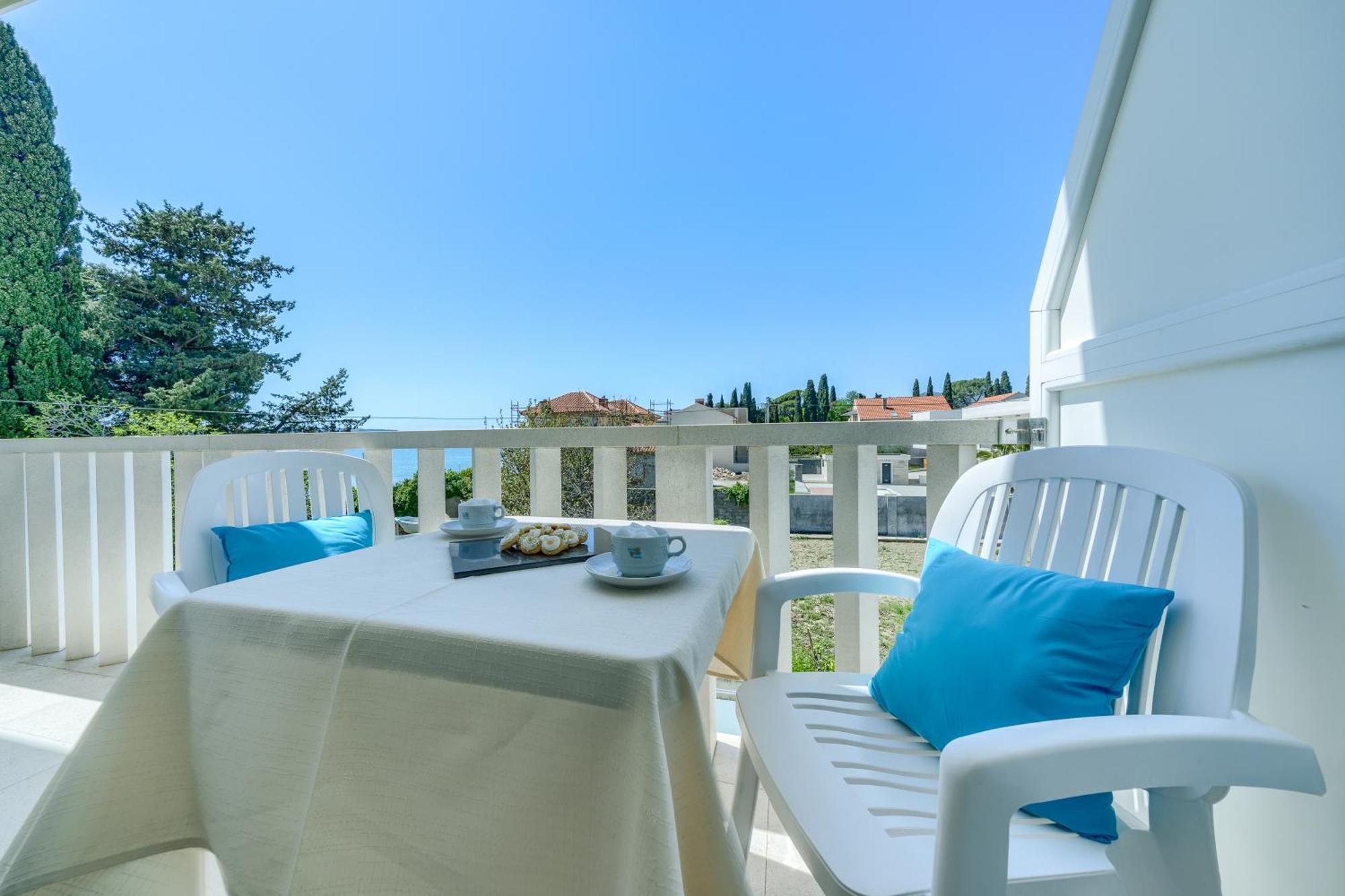 Hotel Riva Kastela With Swimming Pool 外观 照片
